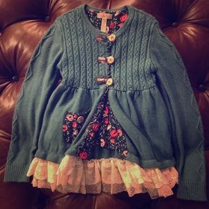 Beautiful Matilda Jane Girl’s Sweater size 6